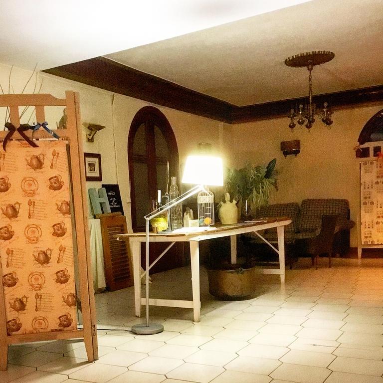 Hostal Pirineos Barbastro Eksteriør bilde